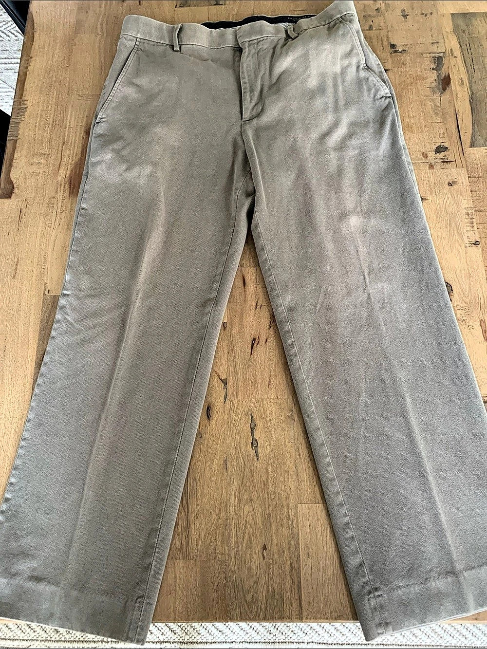 Banana Republic Modern Fit Khaki Pants Waist 35/30